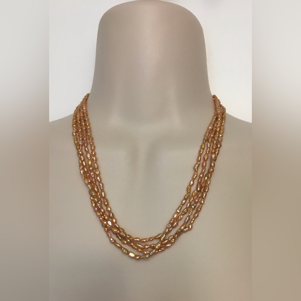 Vintage Freshwater Seed Pearl necklace 14K Gold filigree closure. Mint condition